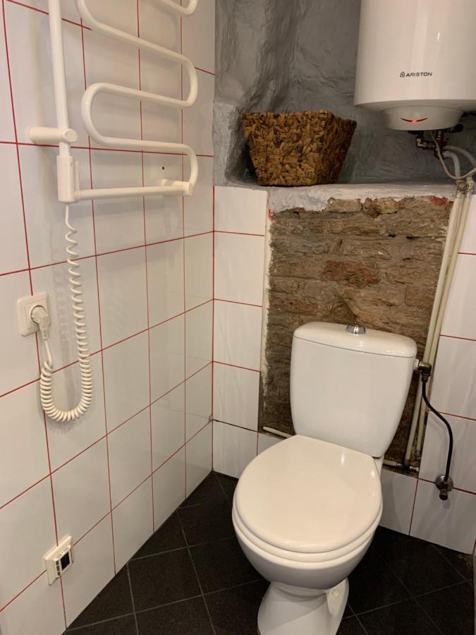 Old Studio Apartment Vilnius Exterior photo